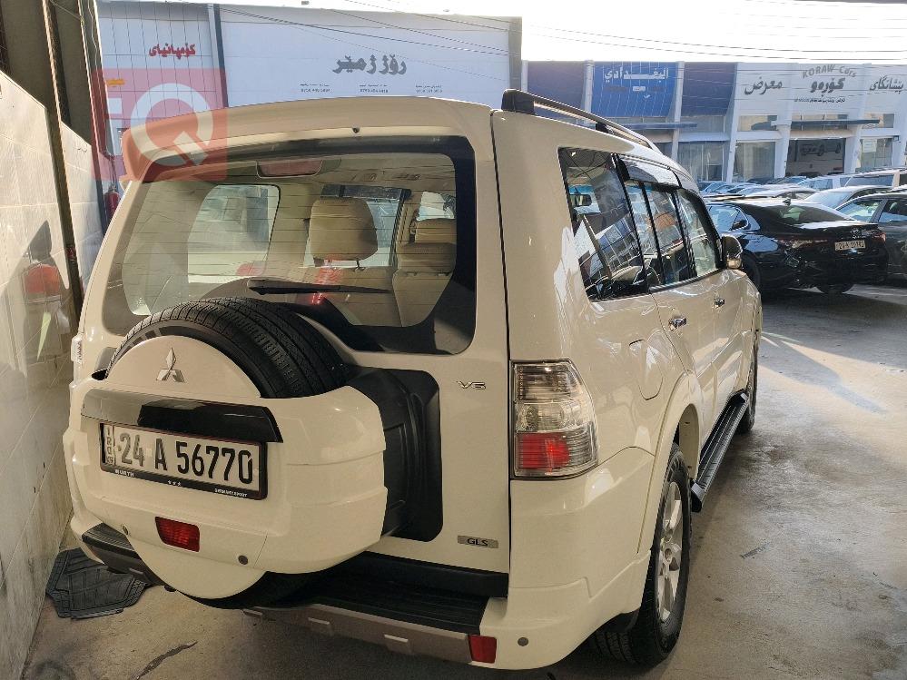 ميتسوبيشي باجيرو